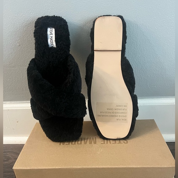 Steve Madden slippers - Picture 3 of 3